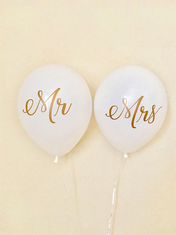 Mr & Mrs 11 inch Latex Balloons~White and Gold Mr and Mrs~Wedding Balloons~Bridal Shower Balloons~Engagement Party~Mr and Mrs Party Decor Il_570xn