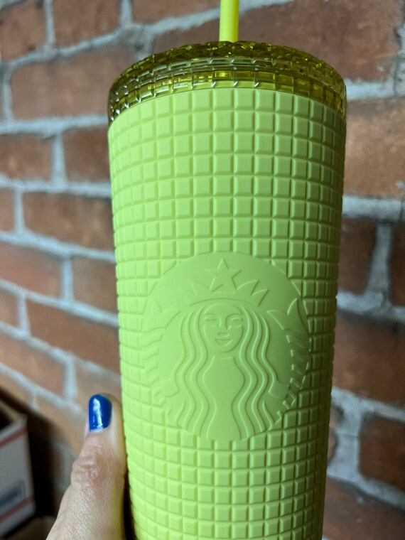 NEW Starbucks Winter 2023 Yellow Meadow Grid Soft Touch 24oz Venti Tumbler