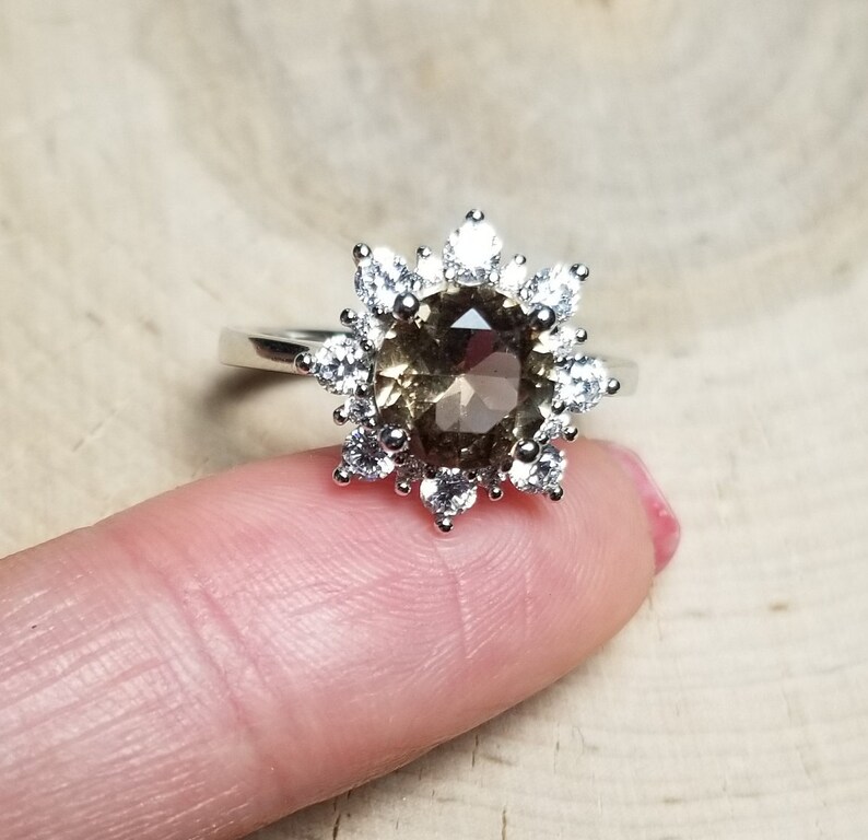 Diaspore ring Gorgeous High Quality Color change stone Ring 925 Sterling Silver Beautiful Face Cut