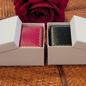 Classic Leatherette Dual Ring Box Jewelry Display Organizer Storage Double Ring (01, 11)