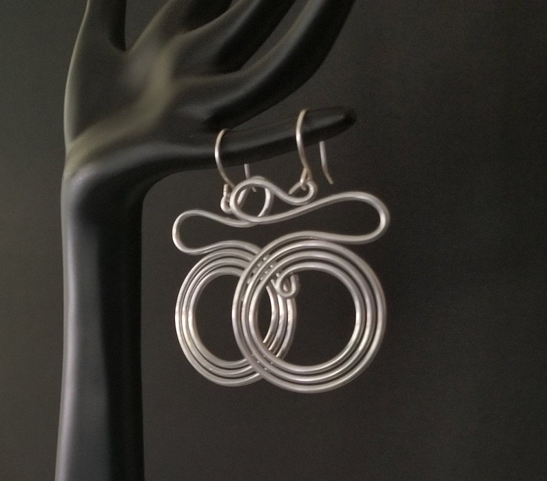 Handmade Earrings Dangle drop Silver Tone Unusual Lightweight long statement Jewelry Women/'s Swirl Spiral