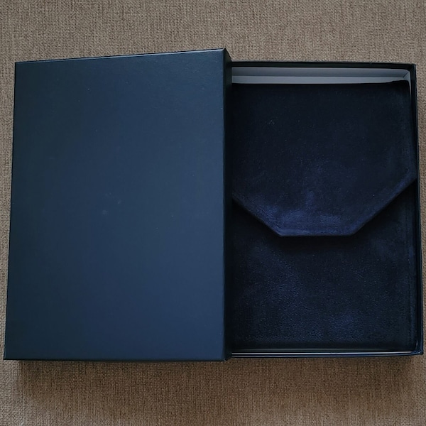 Necklace Presentation Folder Pearl Necklace Box Jewelry Organizer Case Storage Display Dark Navy Blue Suede Fabric