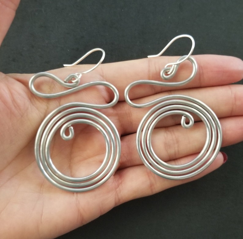 Handmade Earrings Dangle drop Silver Tone Unusual Lightweight long statement Jewelry Women/'s Swirl Spiral