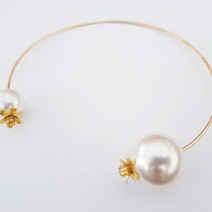 Handmade Large Pearl Necklace with Flower Component Gold Tone Choker Collar Open Necklace
