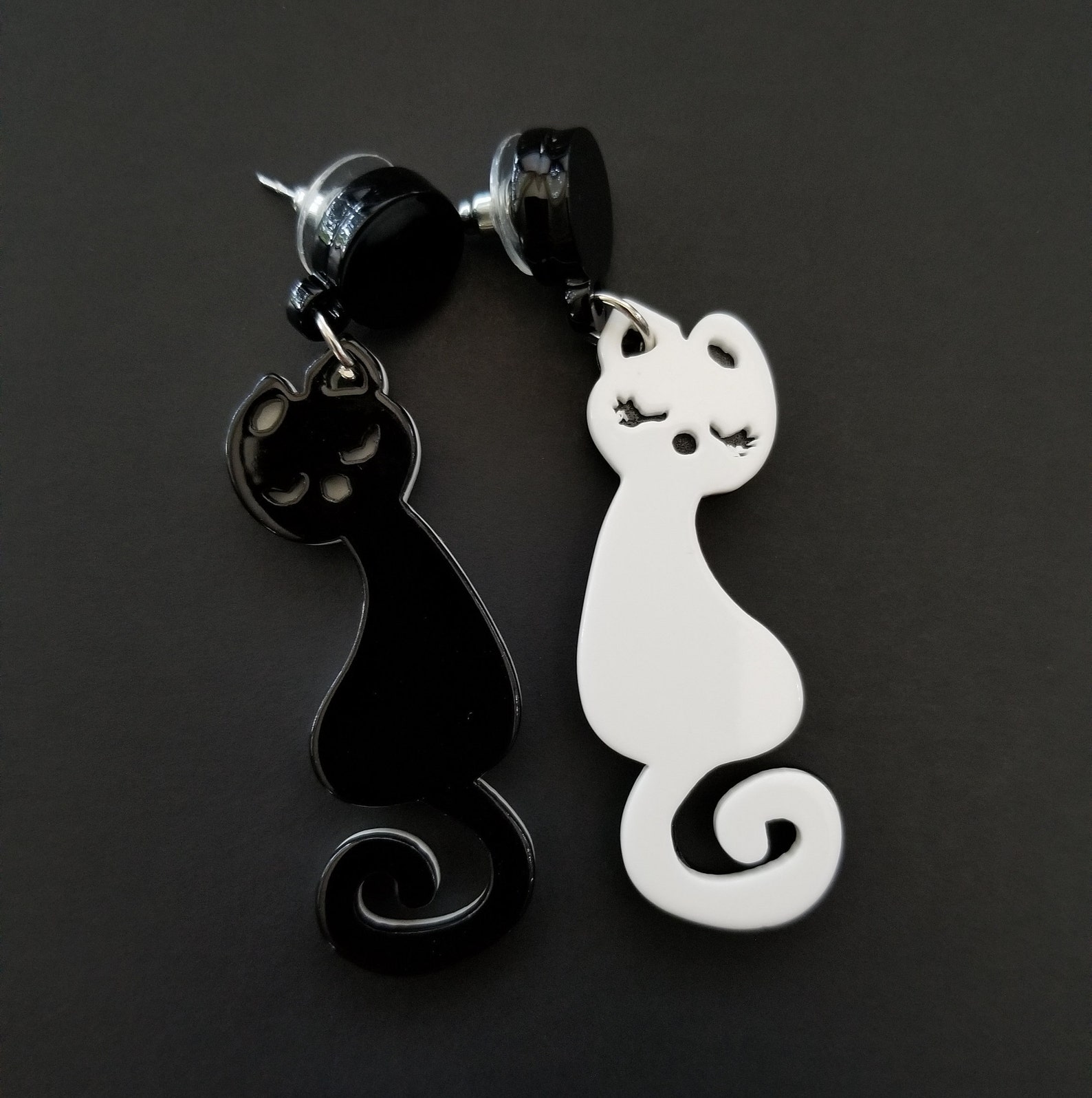Feline Dangle Earrings Black and White Cat Earrings Cute Etsy