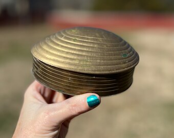 Vintage Brass Trinket Box, Clam Shell Oyster Stash, Jewelry, Keepsake Trinket Box, 70s Brass Hinged Jewelry Box,