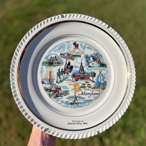 Vintage Ocean City Maryland Souvenir Wall Plate Gold Trim Annapolis Chesapeake Bay Pimlico Racetrack Maryland Crabs Ocean City Beach