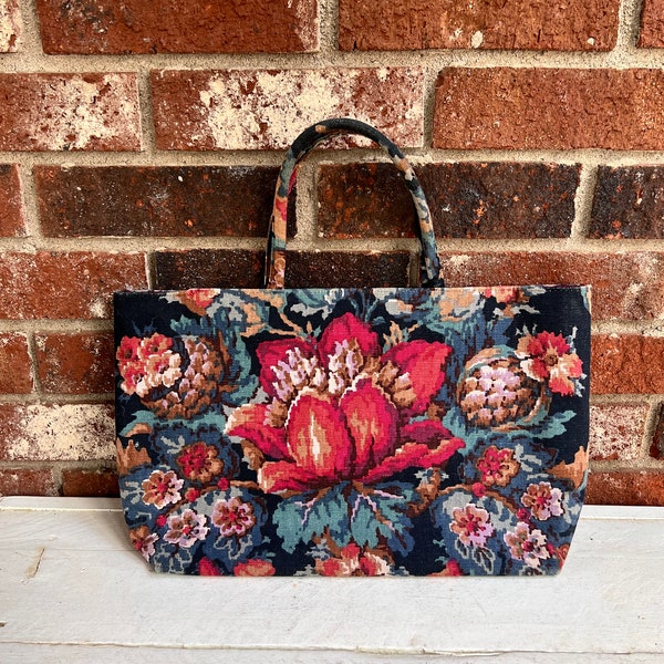 Vintage Handbag Margaret Smith Gardiner Maine Floral Handbag Purse Mid Century 1960s Mod Classic Floral Fabric Canvas Tapestry Handbag