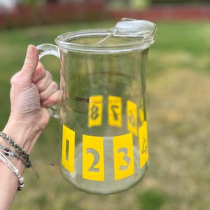Vintage Glass Numbered Pitcher, Yellow Mid-Century Barware, Water Pitcher, Cocktail Pitcher, Clear Glass Yellow Numbers, 1950s Barware