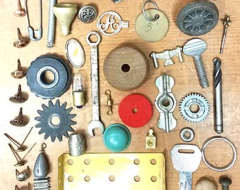 48 piezas de ferretería de técnica mixta: recuperación de metal industrial Steampunk