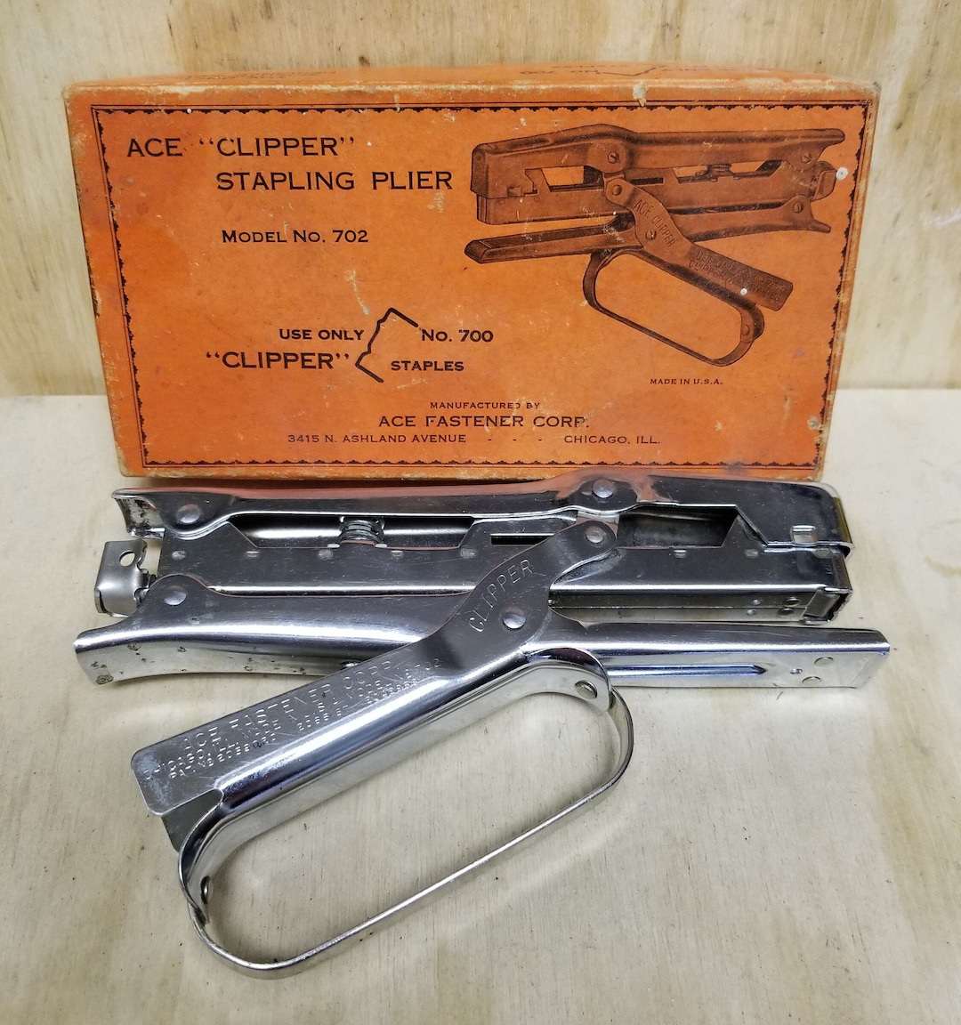 Vintage Ace clipper Stapling Plier Model No 702 , Hand Stapler, Stapler
