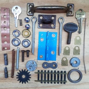 32 Mixed Media Metal Salvage Pieces: Steampunk Industrial Hardware