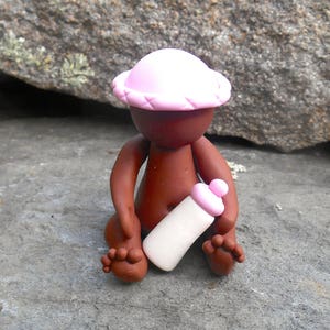 Black Baby, Polymer Clay baby, Baby’s First,  Baby Cake Topper, Its a Girl, Tiny Baby, Cake topper Baby, Doula Gift, Its a girl, Baby bottle