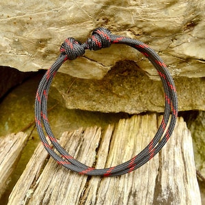 Paracord Armband für Herren/Teenager, Surfer Armband, 550 Paracord Made in USA, Minimalist Armband, The Dark Side verstellbares Armband