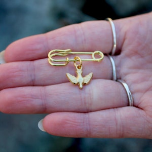 Gold Tone Dove, Holy Spirit Pin, Confirmation, Baptism Garment Pin, Brooch, Christening, Sacrament Gift, New baby Gift, Wedding Pin