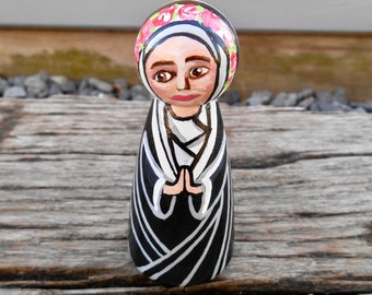 Saint Rose of Lima, Wooden Peg Saint, Montessori, Catholic Doll, Patron Saint, Cake Topper, Confirmation, First Communion Gift Peg Doll