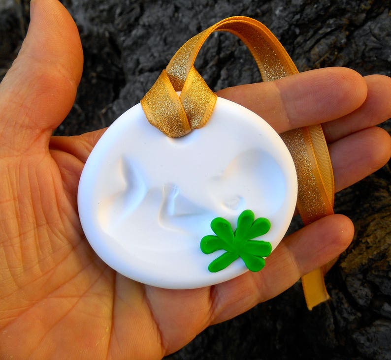 Irish Baby Announcement Ornament, Pregnancy Reveal, Polymer Baby, Irish Blessing, Shamrock Baby, Pregnancy Announcement, Irish Newborn Gift image 3