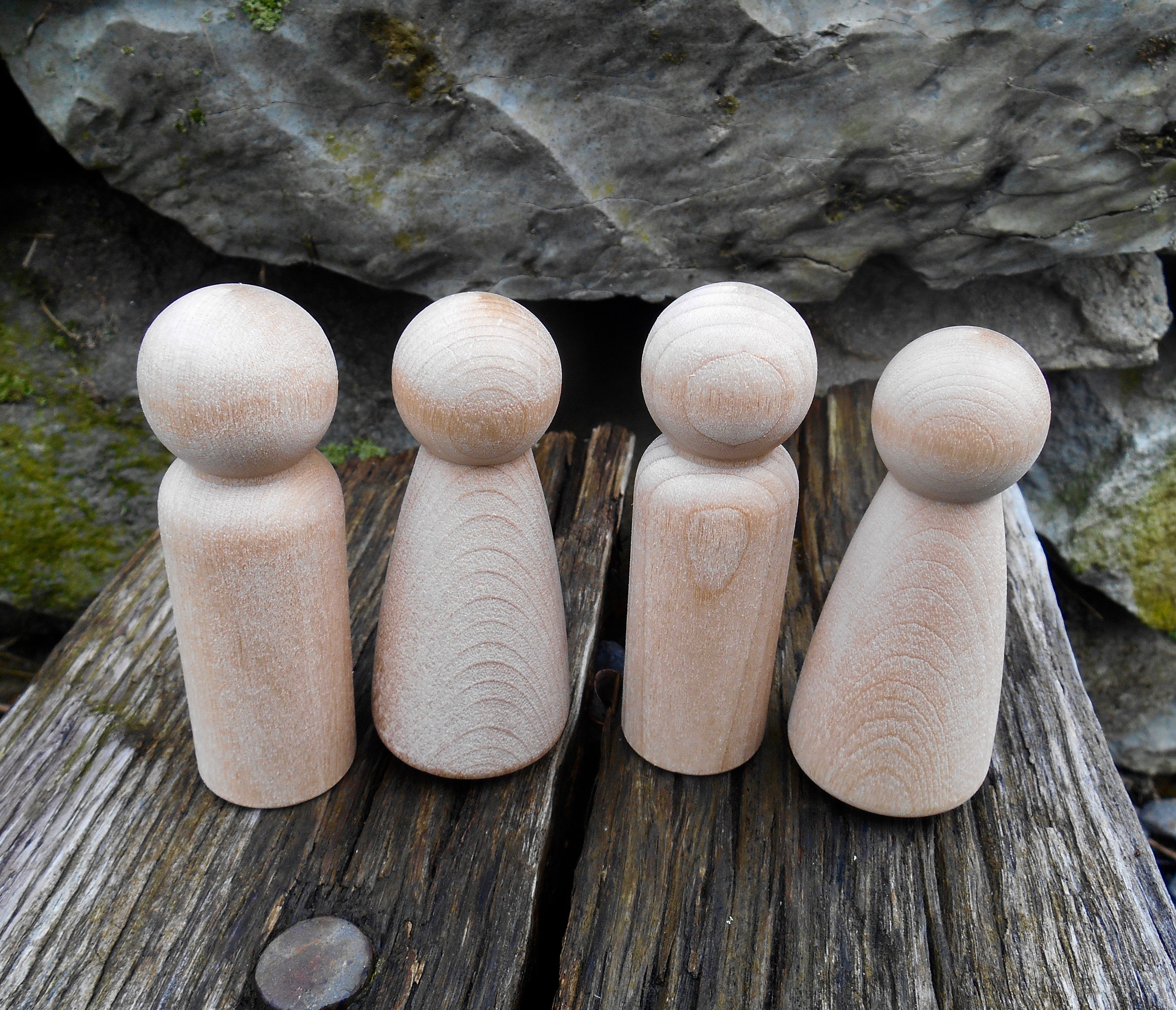 5 Families of 8 Wooden Peg Dolls - Unfinished Wooden People