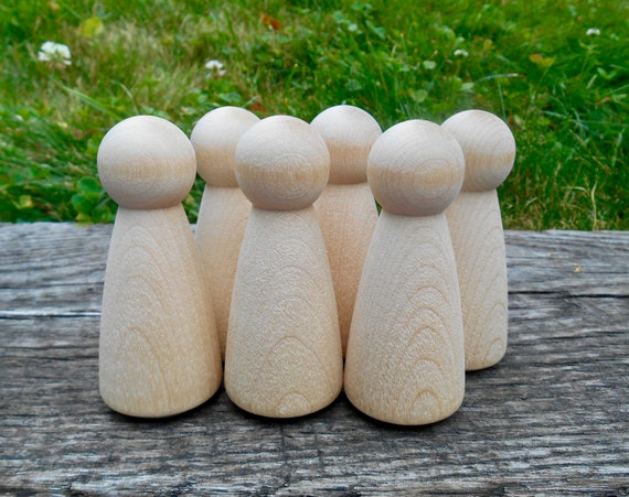 4 Wooden Figures in The Bus - Peg Dolls Unfinished Wooden Peg