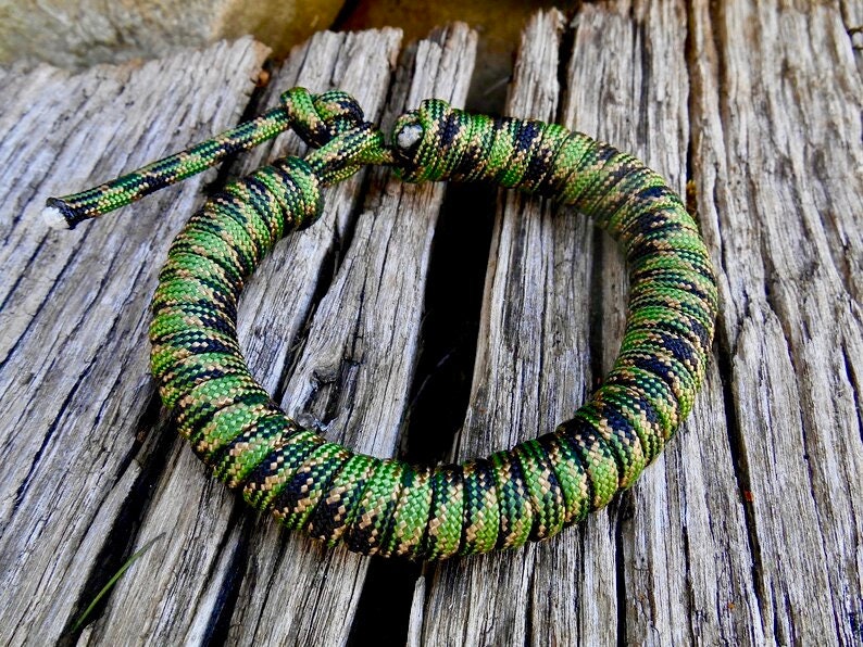 Pulsera Paracord verde Guardia Civil - Línea España - Regalos Coca