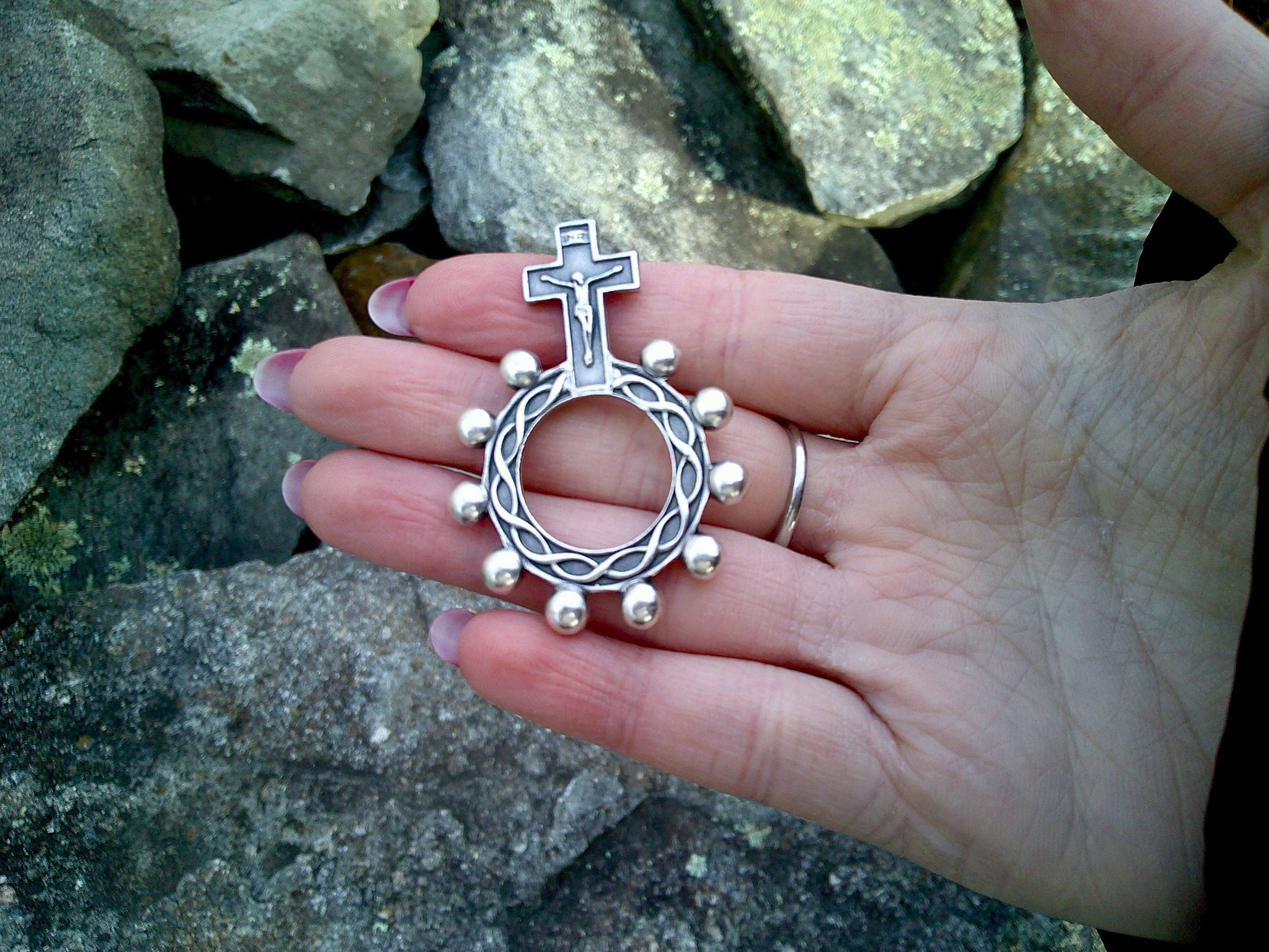 Finger rosary ring deals