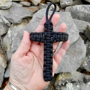 Cruz de bolsillo militar, cruz de paracord grande, regalo de despliegue, cruz tejida a mano, campo de entrenamiento, nuevo conductor adolescente, cruz de bolsillo, San Miguel