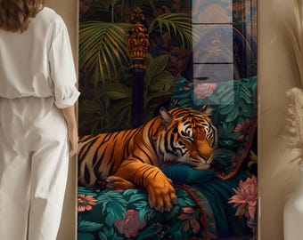 Konsttryck med sovande tiger: Maximalistisk väggdekoration med vilda djur