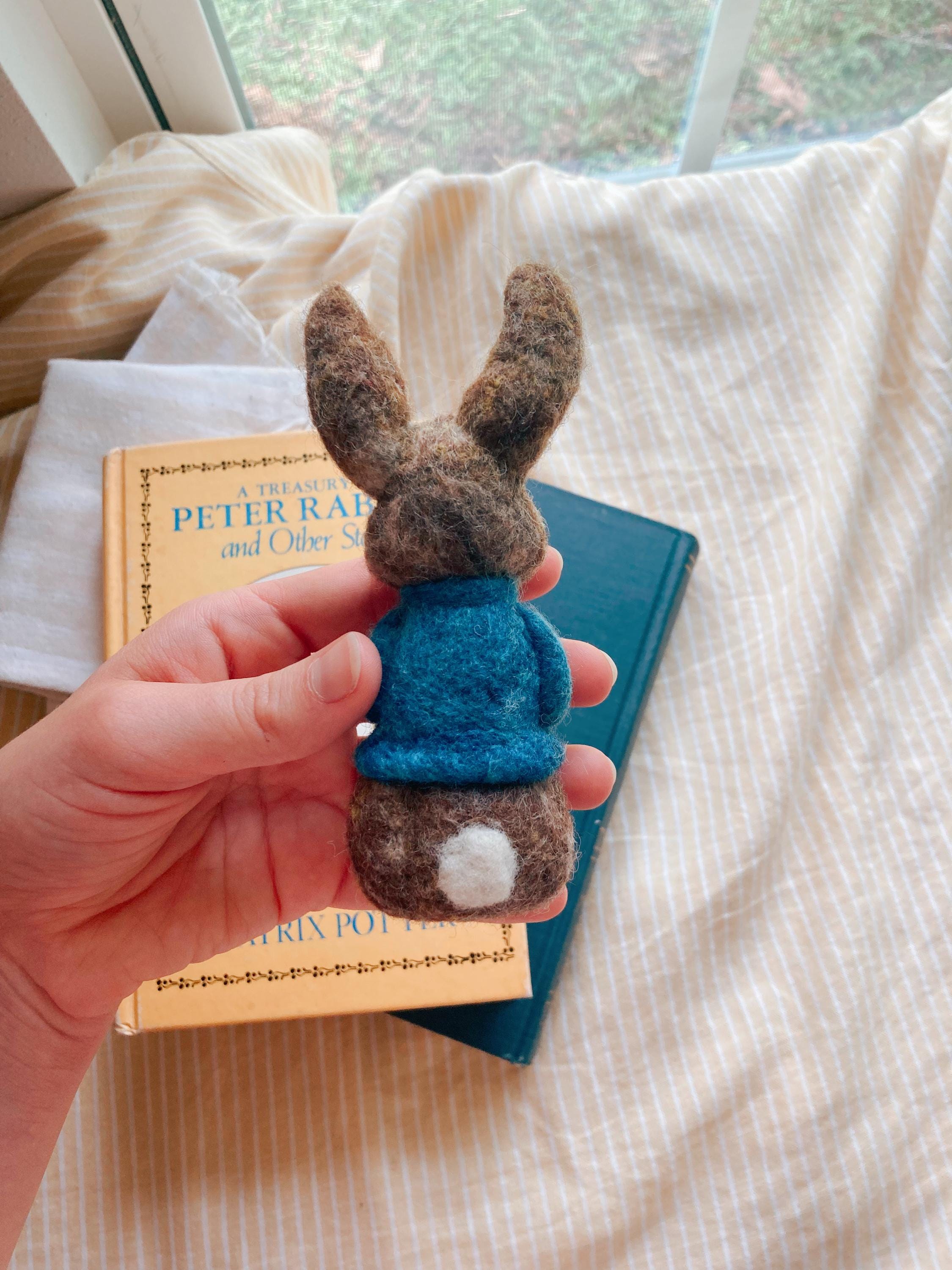 Needlefilter Peter Rabbit Needle Felted Peter Rabbit Figurine, Wool Decorative Ornament - Etsy