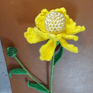 Handmade Crochet Helenium Flower: Customizable Colors & Styles
