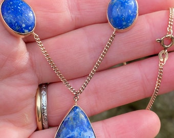 Vintage ~ 8ct Gold Necklace ~ Lapis Lazuli ~ 17.25 inches