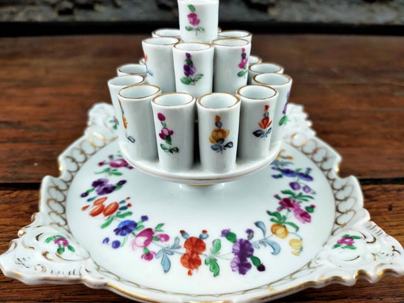 vintage cigarette holder and ashtrays Vintage Cigarette Holder,lux Ashtray.porcelain Ciga Tree.painted by  Hand.lux Living Room Decoration.louis XVI Style.french Souvenir