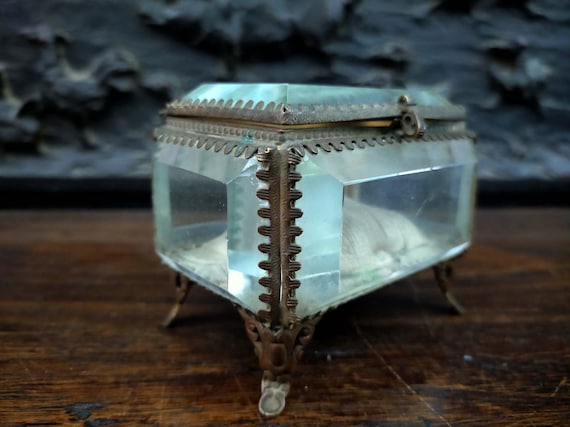 Vintage crystal box, LUX collection in crystal gl… - image 1