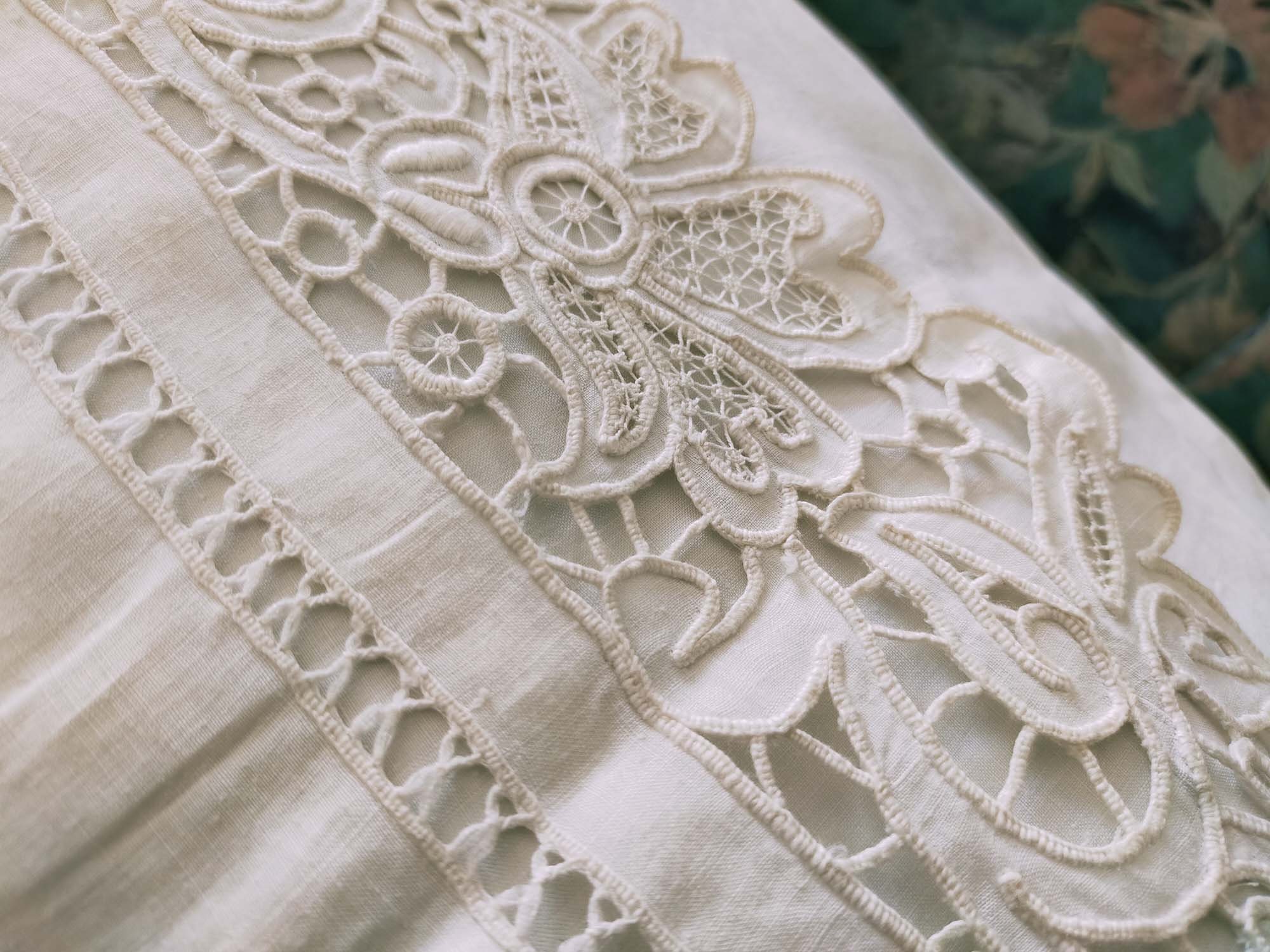 Ancien Grand Drap Traditionnel Français, Dentelle Broderie en Coton, Linge Brodé à La Main, Vintage 