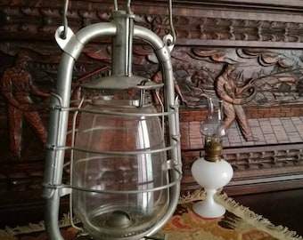 Vintage lampe lanterne à huile,vintage lumière,ferme Français,ALG,Souvenir de lère avant éléctricité,pétrole paraffine,jardin éclairage.