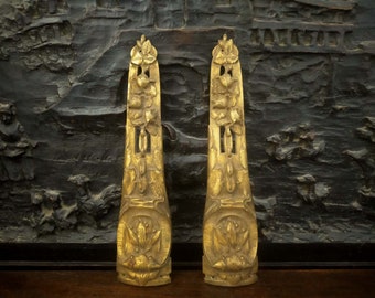 Vintage LUX-Möbelgiebel, französische antike Möbelornamente, vergoldete Bronzekollektion im Louis XVI-Stil.
