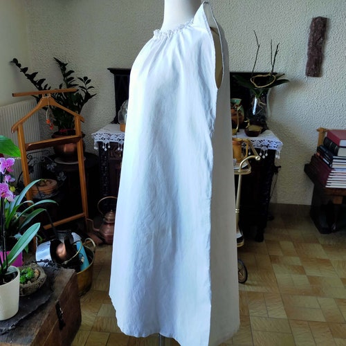 French nightgown,Linen night dress,French farmhouse.romantic nightgown,handmade shops monogram,Hand-embroidered lace