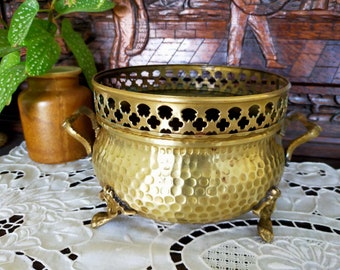 Vintage jardinière en laiton,Ferme rustique,Chic jardinage,Jardin français,fait à main,brass pot,Rustic farmhouse,French garden,handmade,