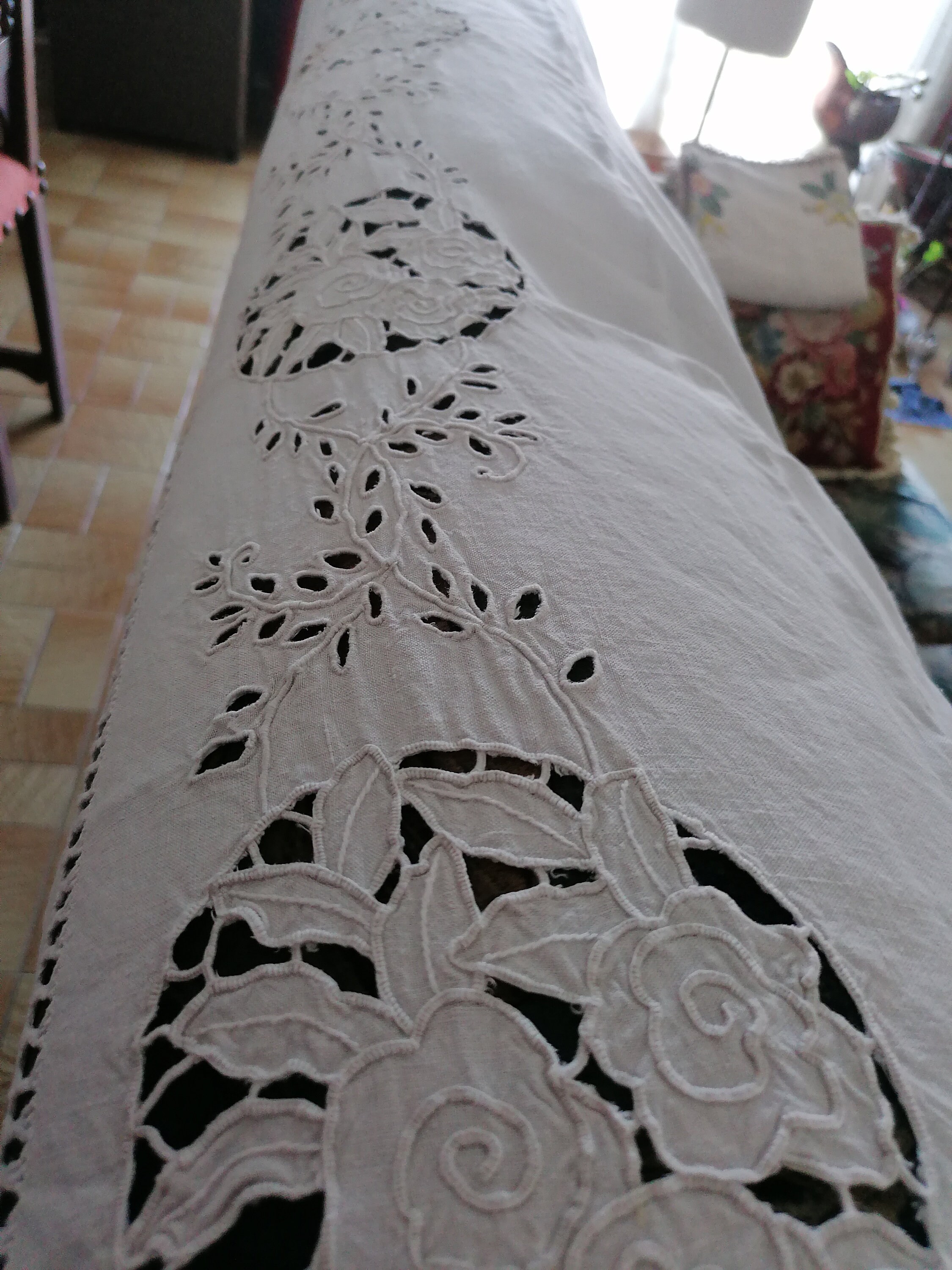 Ancien Grand Drap Traditionnel Français, Ferme Français, Dentelle Broderie, Linge Brodé à La Main, M