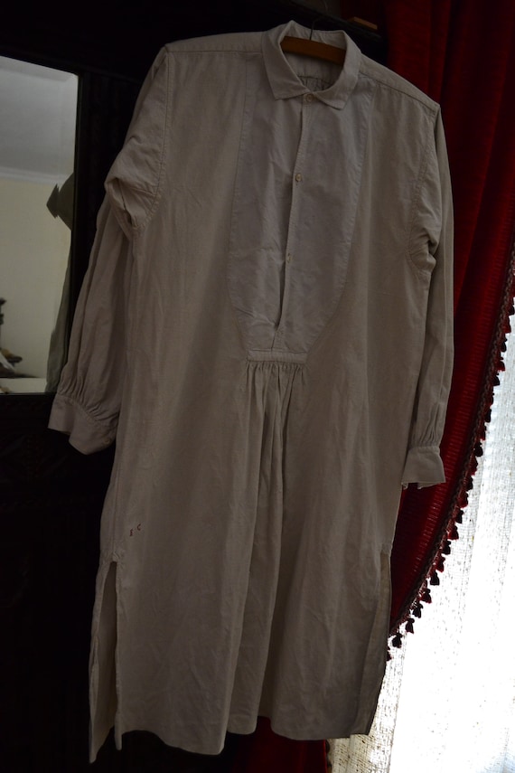 French linen nightgown T004, late 19th century, 10