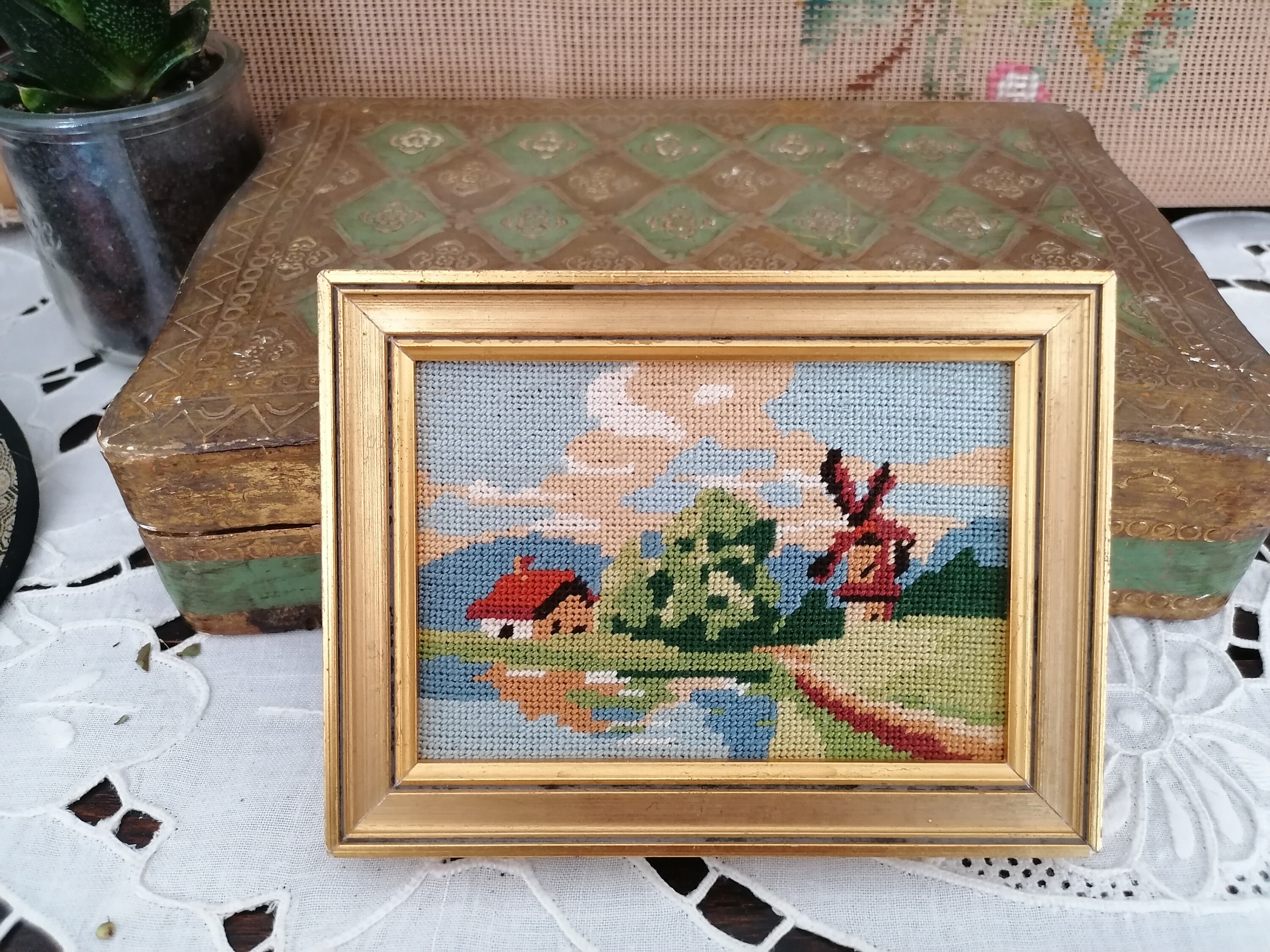 Tableau Rectangle Au Point de Croix Très Fin.en Fil Coton.conçu Un Paysage Français.travail Exquis.v