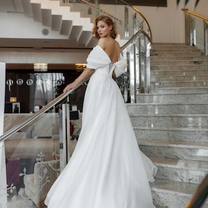 Elegant off-the shoulder wedding dress with train, Ball gown dress with short sleeves, Fairy tale princess wedding dress