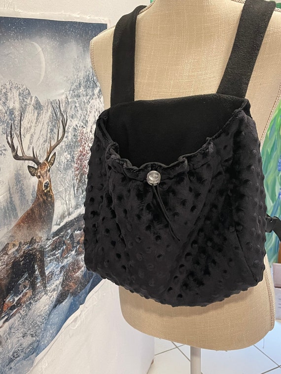 kangaroo dog carrier