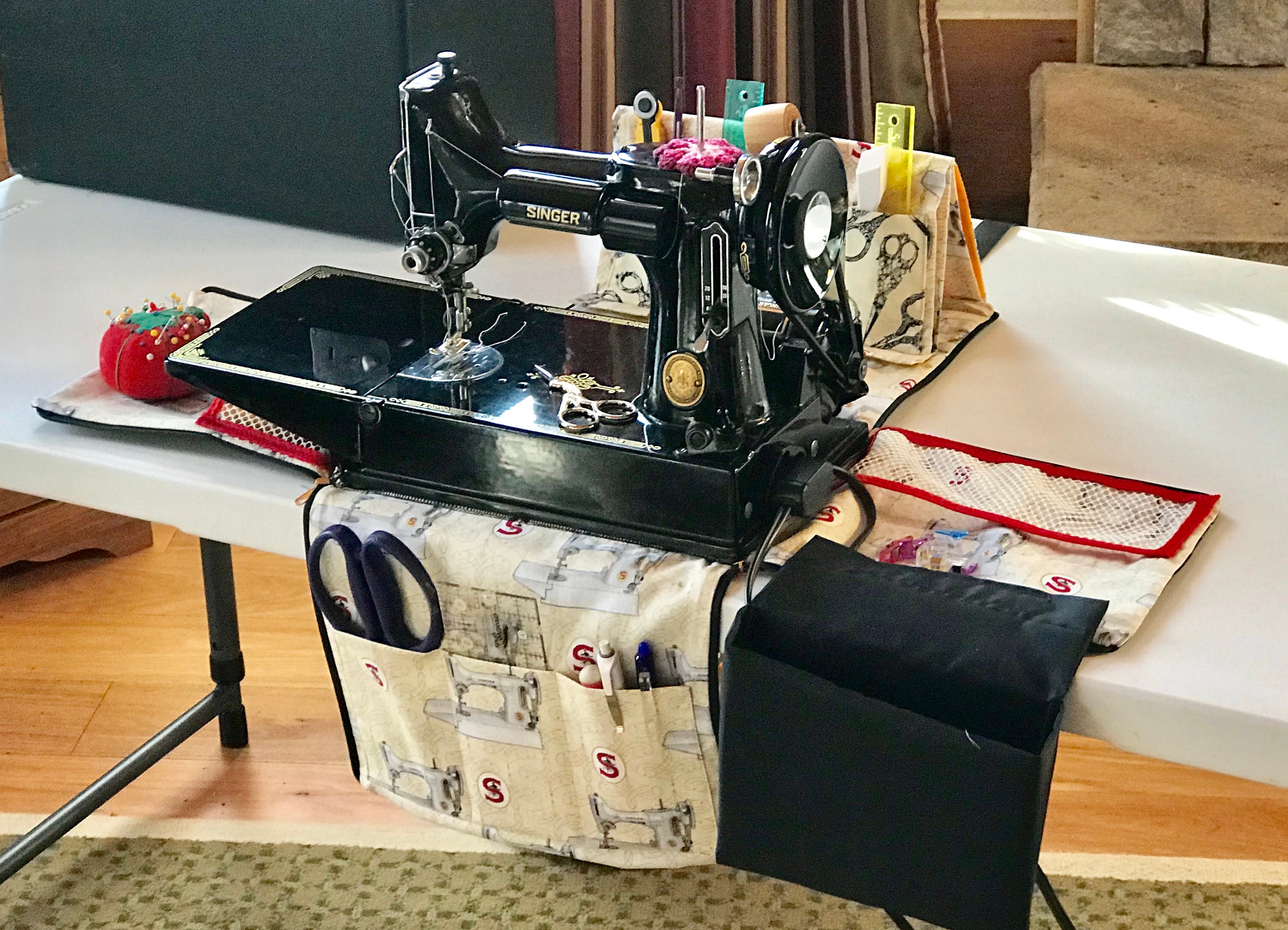 Singer Featherweight Sewing Machine Carrying Case Made From PNW Red Cedar.  