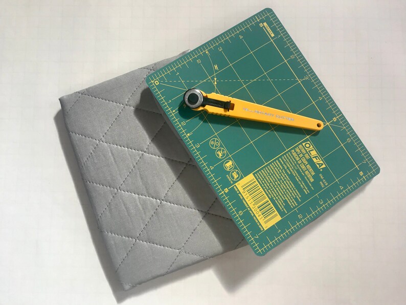 Olfa Rotary Cutter 18mm Olfa Small Cutting Mat Fitted Etsy Australia