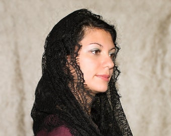Black Lace Mantilla Veil: Vintage Church Head Covering