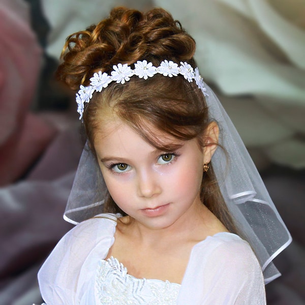 Veil First Communion,wreath Floral,communion veil,girl mantilla,Flower Girl Headpiece,catholic veil,White First Communion Veil,baptism veil