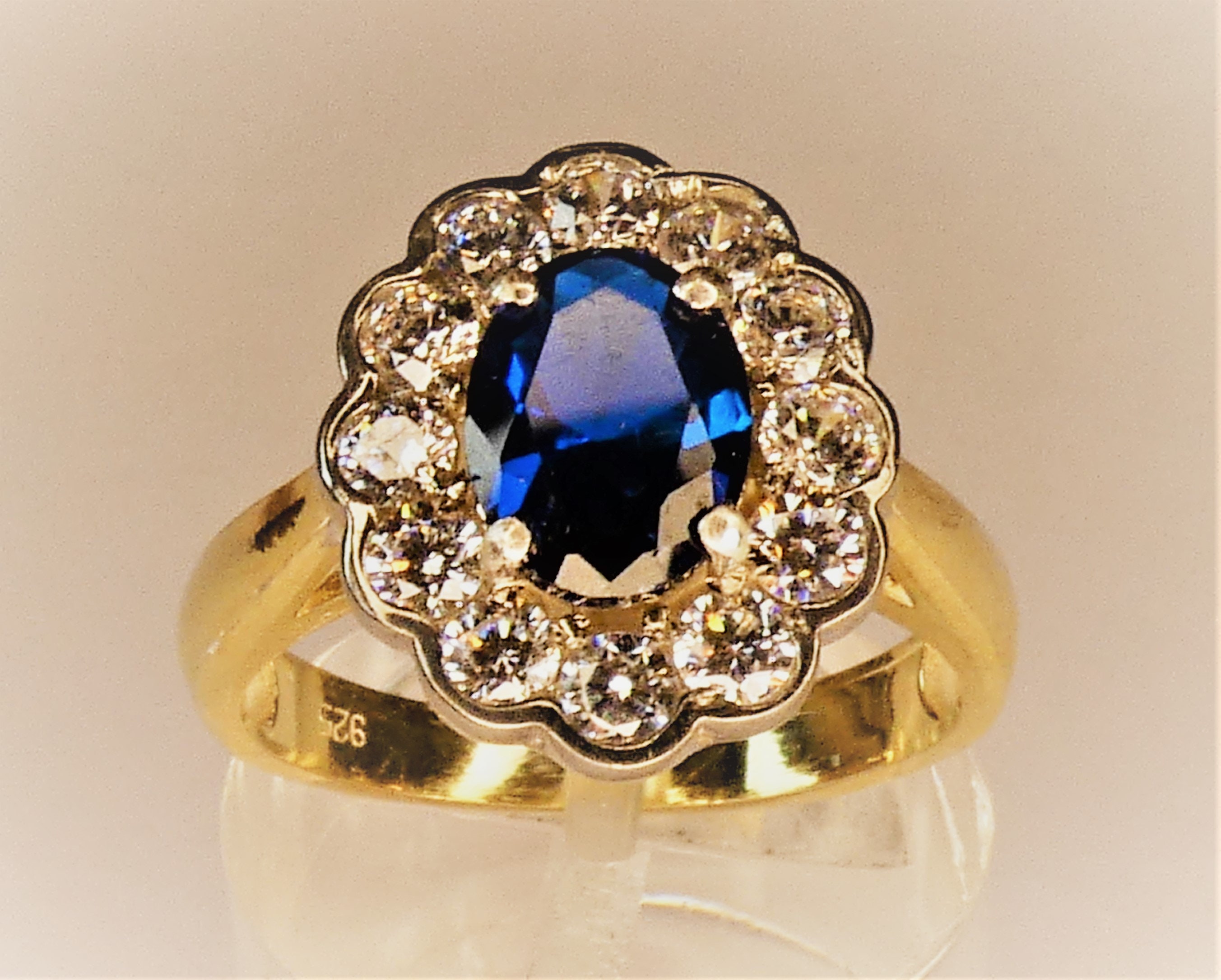 Kate middleton ring replica deals