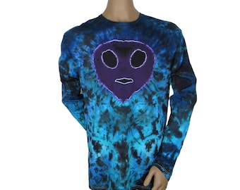 Cosmic Blue Alien Shirt – Long Sleeve Galaxy Tie Dye, Unisex XL