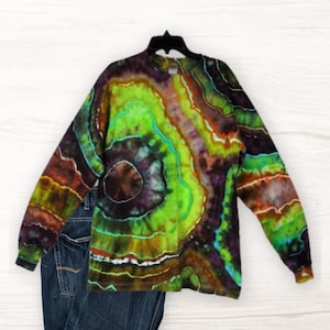 Trippy Geode Tie Dye Shirt –  Psychedelic Halloween Colors Long Sleeve Tee, Men's Medium
