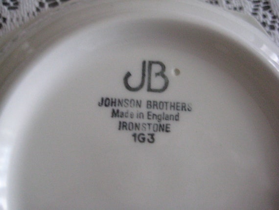 Johnson Brothers Sheraton Square Salad Plates 7 34 Vintage Floral